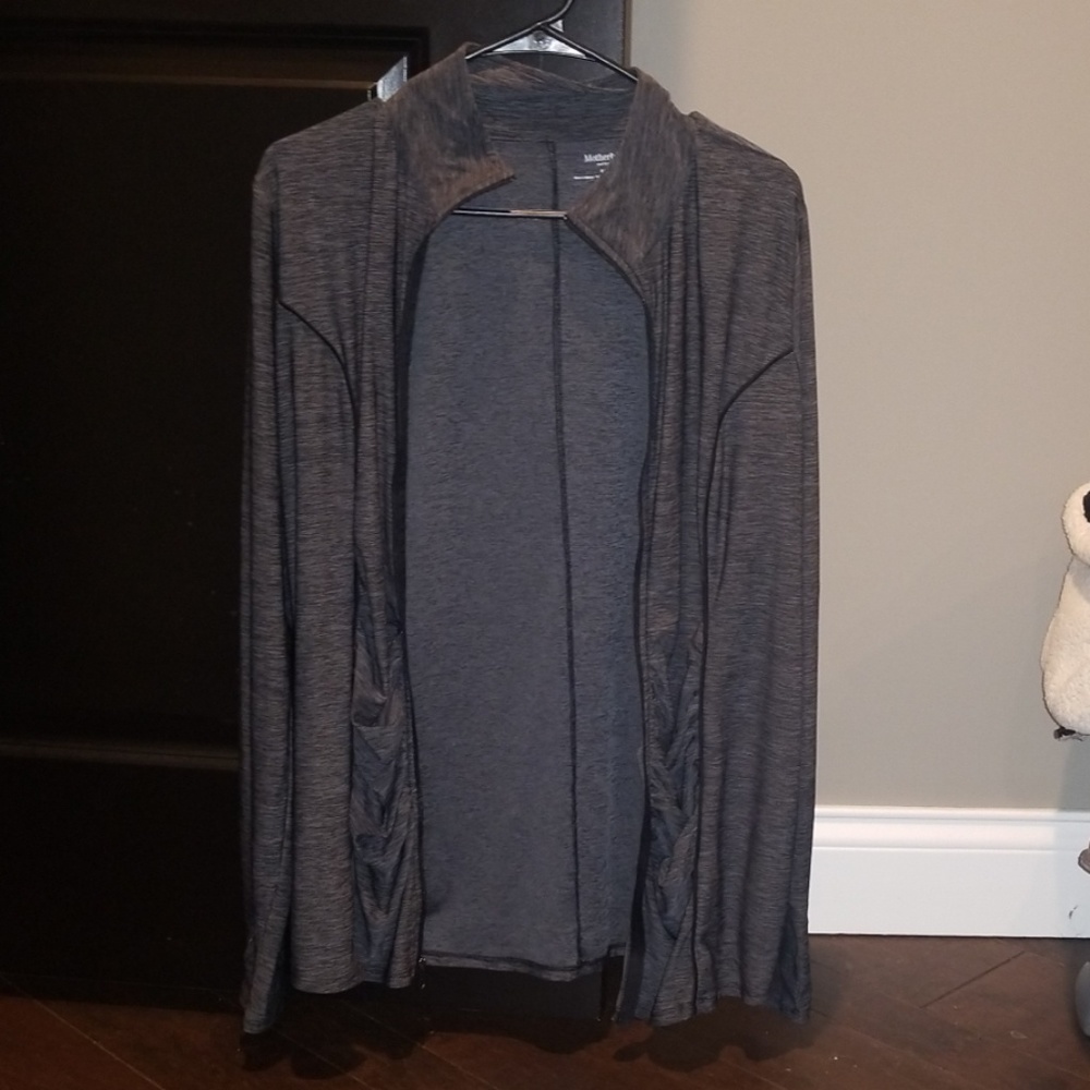 NWOT Motherhood Maternity lightweight jacket